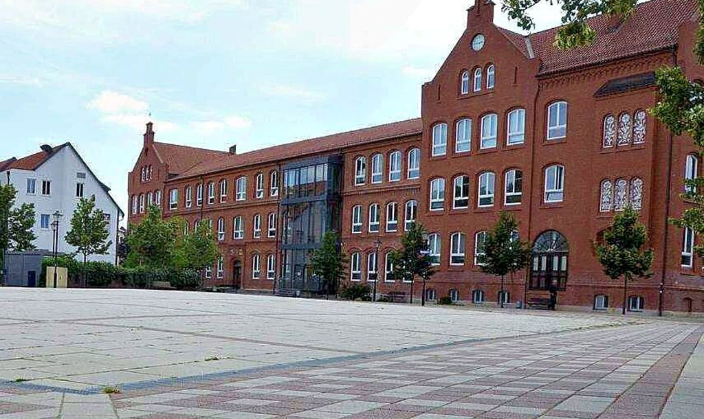 Der Platz vor dem Bürgercenter soll nach einem Vorschlag der CDU-Fraktion zum Parken genutzt werden. 