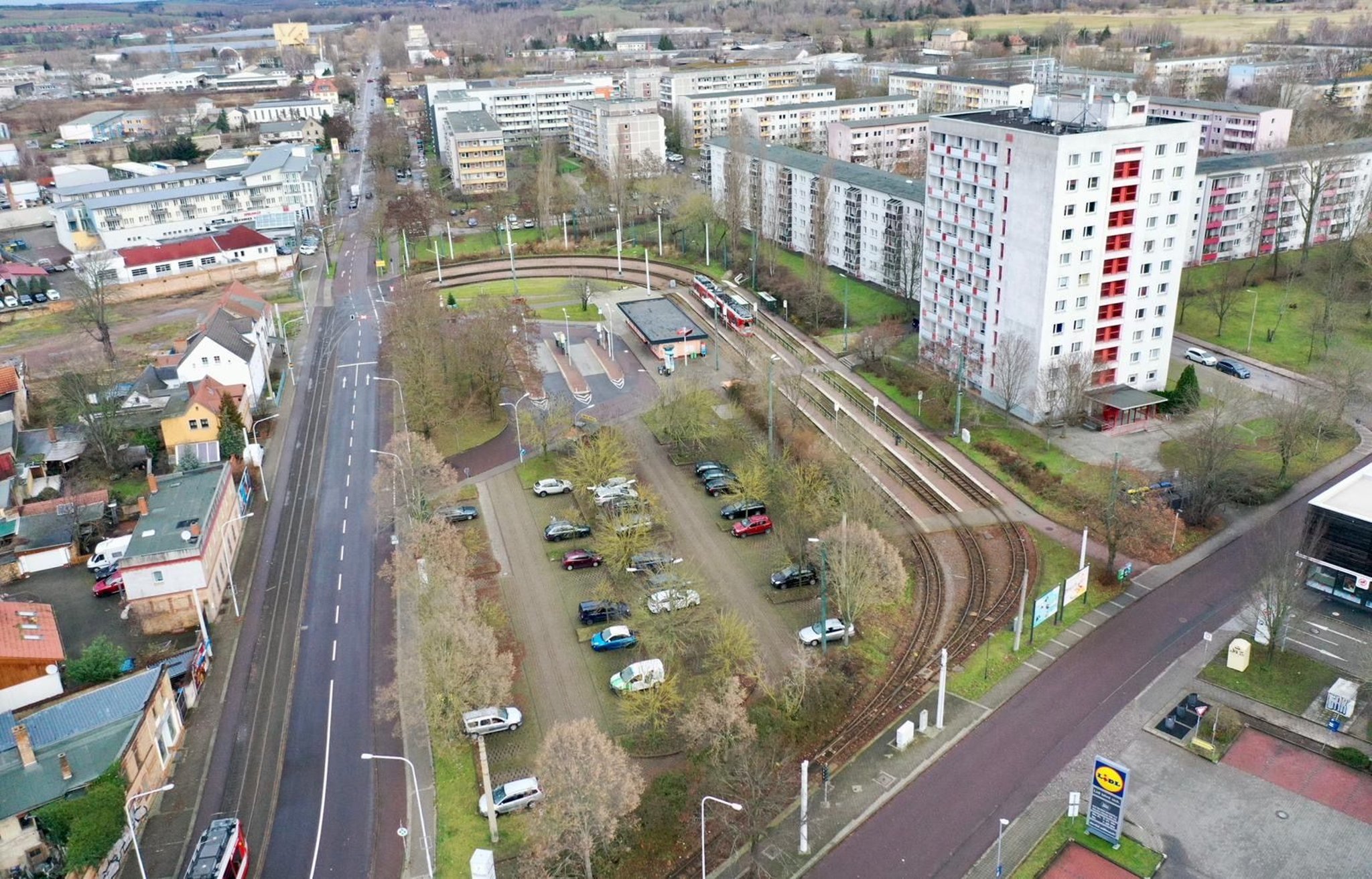 34+ Gartenanlage Halle Trotha, Befindet sich nahe dem feuerwehrhaus