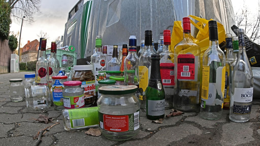Ähnlich, wie hier an der Wilhelm-Bestel-Straße, sieht es an vielen Sammelplätzen in Aschersleben aus.