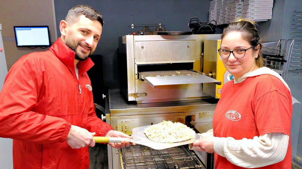 Magda Rokka und Eftimios Zezios in ihrer Pizzeria in der Blankenburger Löbbeckestraße.