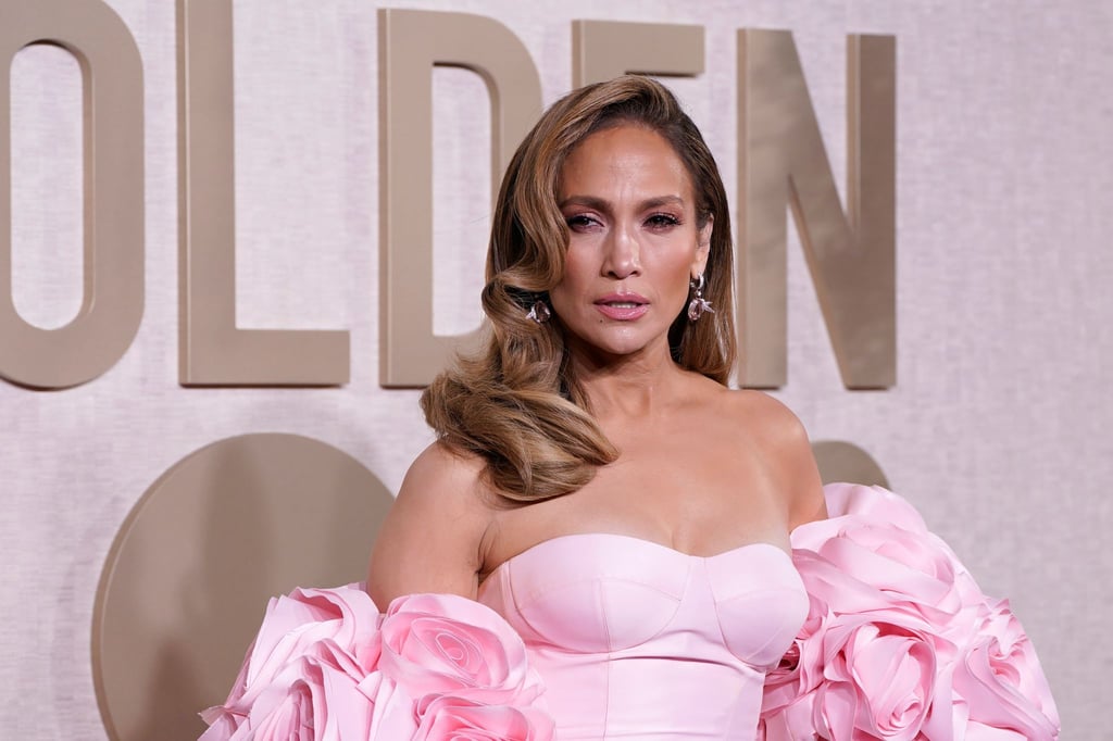 Mit 54 Jahren ist Jennifer Lopez angesagter denn je: Auf Instagram folgen ihr mehr als 250 Millionen Menschen.