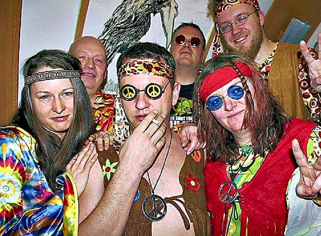 Der Merseburger Elferrat bei einer der grandiosesten Partys - damals als Hippies.