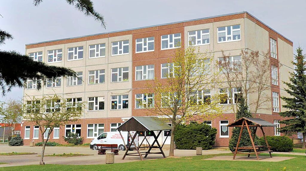 In dem Gebäude der ehemaligen Förderschule in Hettstedt sollen künftig bis zu 80 Flüchtlinge wohnen können.