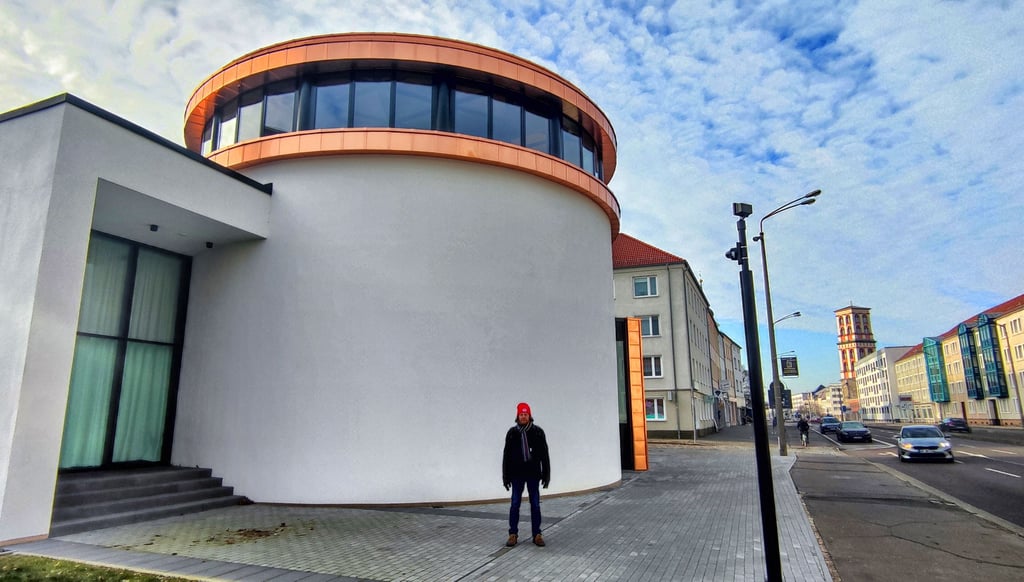 Olaf Wendel hat einen kleinen Beitrag zum Neubau geleistet, obwohl er selbst wenig Geld hat.