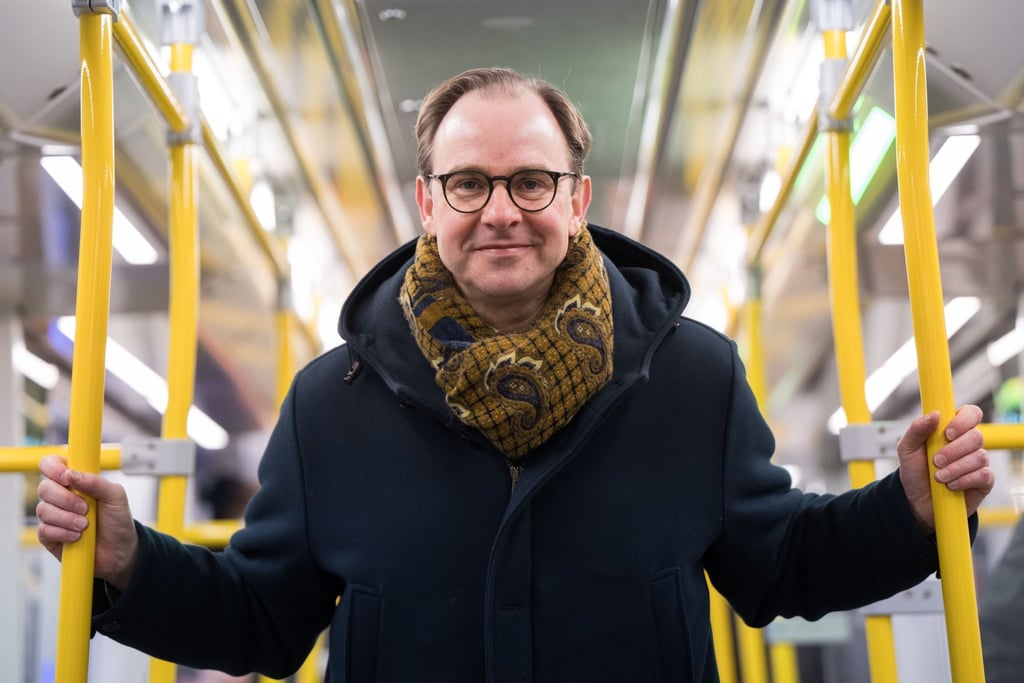 Der neue Chef der Berliner Verkehrsbetriebe (BVG), Henrik Falk, will mehr für die Sauberkeit in den Fahrzeugen und Stationen des Unternehmens tun.