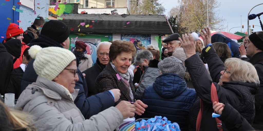 Zahlreiche Besucher waren am Sonntag im Jugendhaus vor Ort.