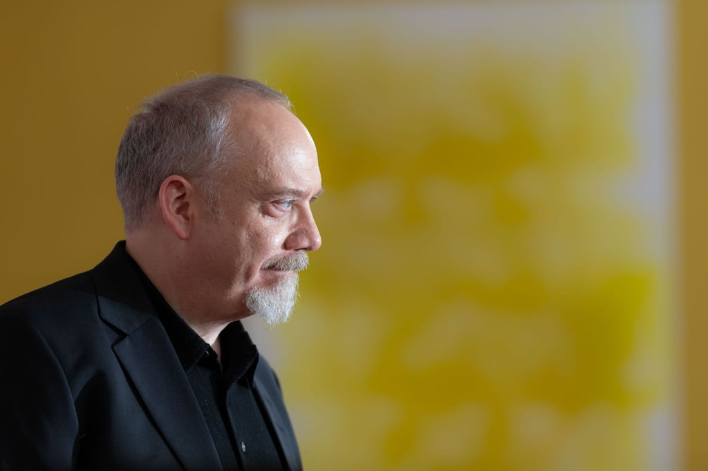 Der Schauspieler Paul Giamatti spielt in „The Holdovers“ einen unbeliebten Lehrer.
