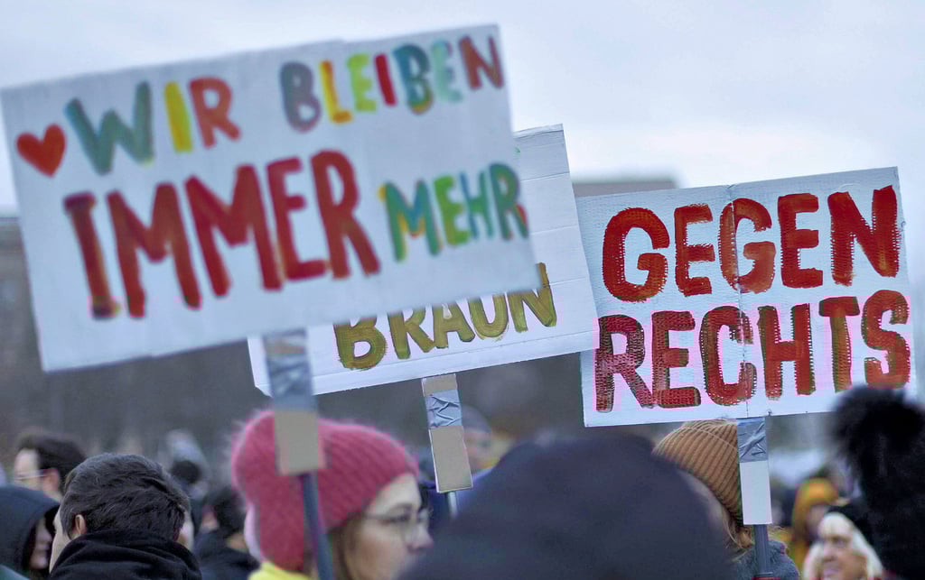 Für die Verteidigung unserer Demokratie sind in deutschen Großstädten, wie hier in Berlin, Zehntausende auf die Straße gegangen. Für Sonnabend, 27. Januar, lädt das Blankenburger „Bündnis gegen Rechts“ zu einer Demo durch die Blütenstadt ein.