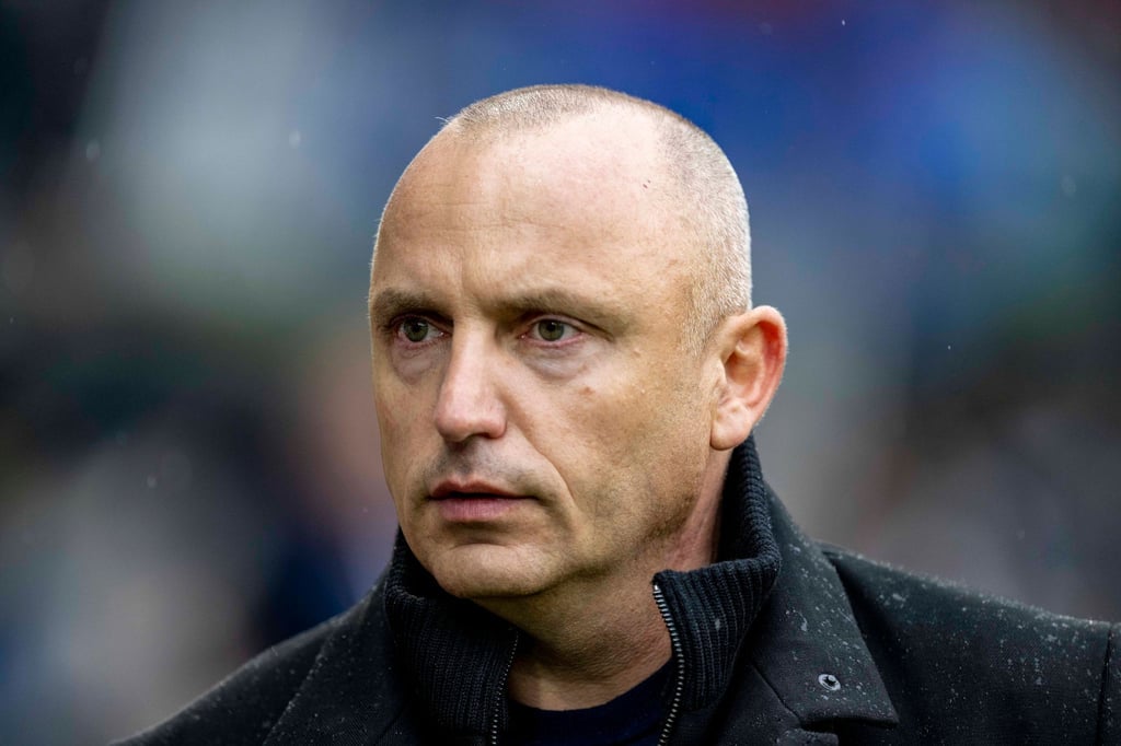 Fußball: 2. Bundesliga, SC Paderborn 07 - Hansa Rostock, 28. Spieltag, Home Deluxe Arena: Rostocks Vorstandsvorsitzender Robert Marien betritt das Stadion.