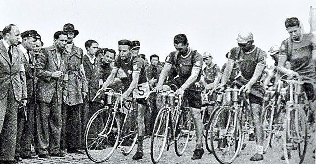 1948 beginnt die erste Friedensfahrt in Warschau.