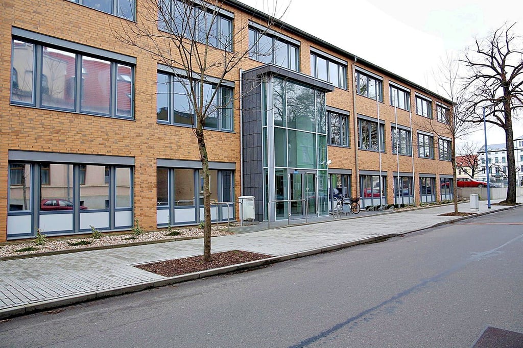 Vor dem Amtgericht in Bernburg endet der Prozess nach einem Angriff auf einen 40-jährigen Afrikaner.