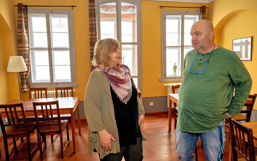 Beate Gajda-Passig und Jan Thyen von Integration Naumburg: Im Haus Engelgasse 3 entsteht eine Begegnungsstätte.