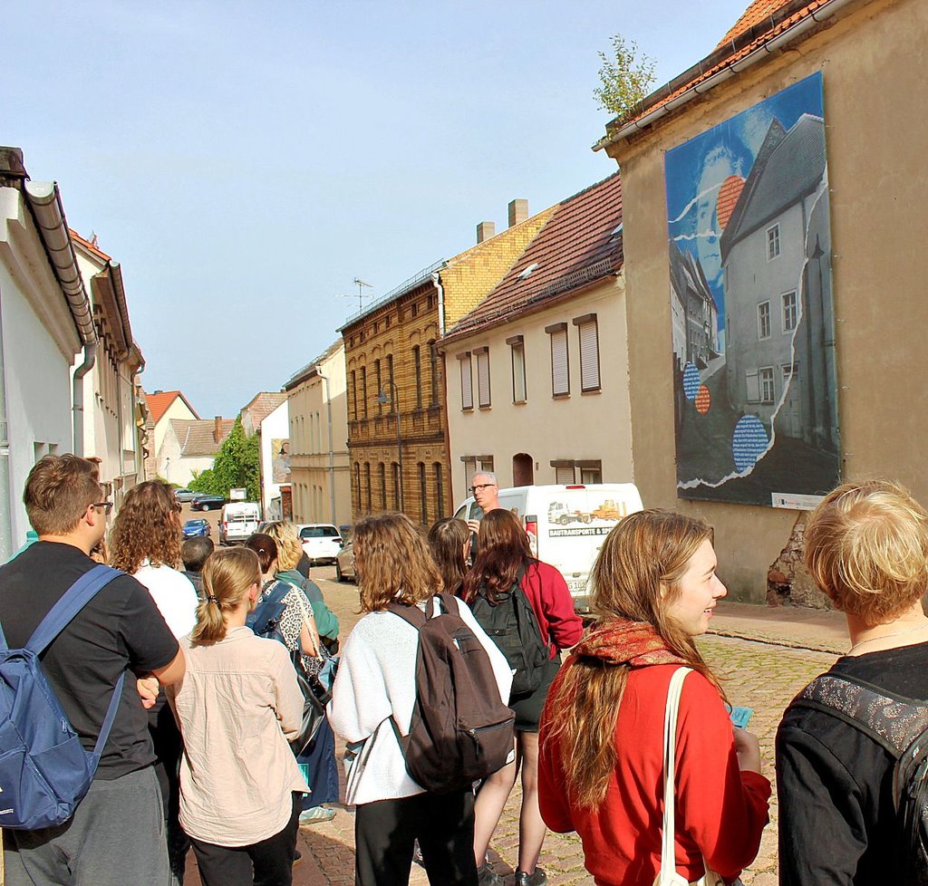 Stadtrundgang durch Löbejün als Teil der studentischen Projektarbeit