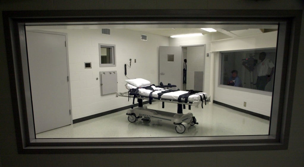 Blick in Alabamas Kammer für Hinrichtungen mit tödlicher Injektion in der Holman Correctional Facility (Justizvollzugsanstalt). Nun ist in Alabama eine Hinrichtung mittels sogenannter Stickstoffhypoxie vollzogen worden (Archivbild).