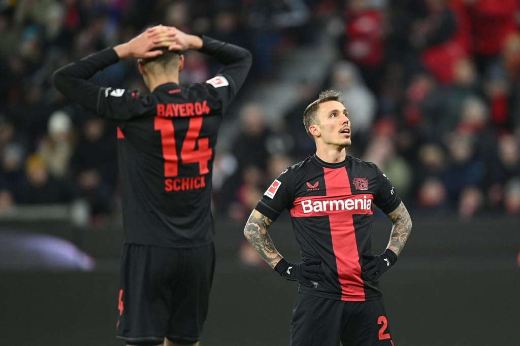 Spitzenreiter Leverkusen hat gegen tiefstehende Gladbacher keine Lösung gefunden.