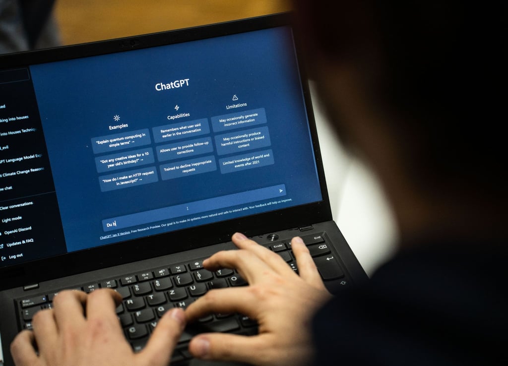 Es gibt Detektoren-Software, die KI-Verwendung bei Textarbeiten erkennen soll - doch sie ist nicht zuverlässig.