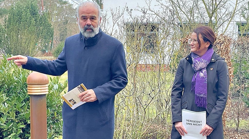 Wolfgang Schuth und Steffi Schünemann hielten Sonnabend die Gedenkreden.