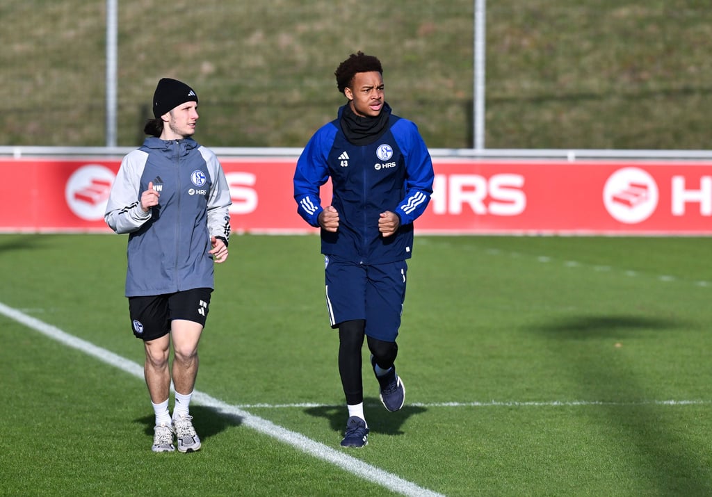 Assan Ouédraogo ist beim FC Schalke noch im individuellen Training.