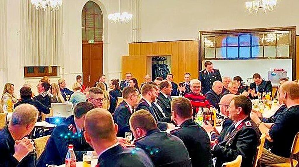 Jahreshauptversammlung im Saal des Dorfgemeinschaftshauses in Bellingen.