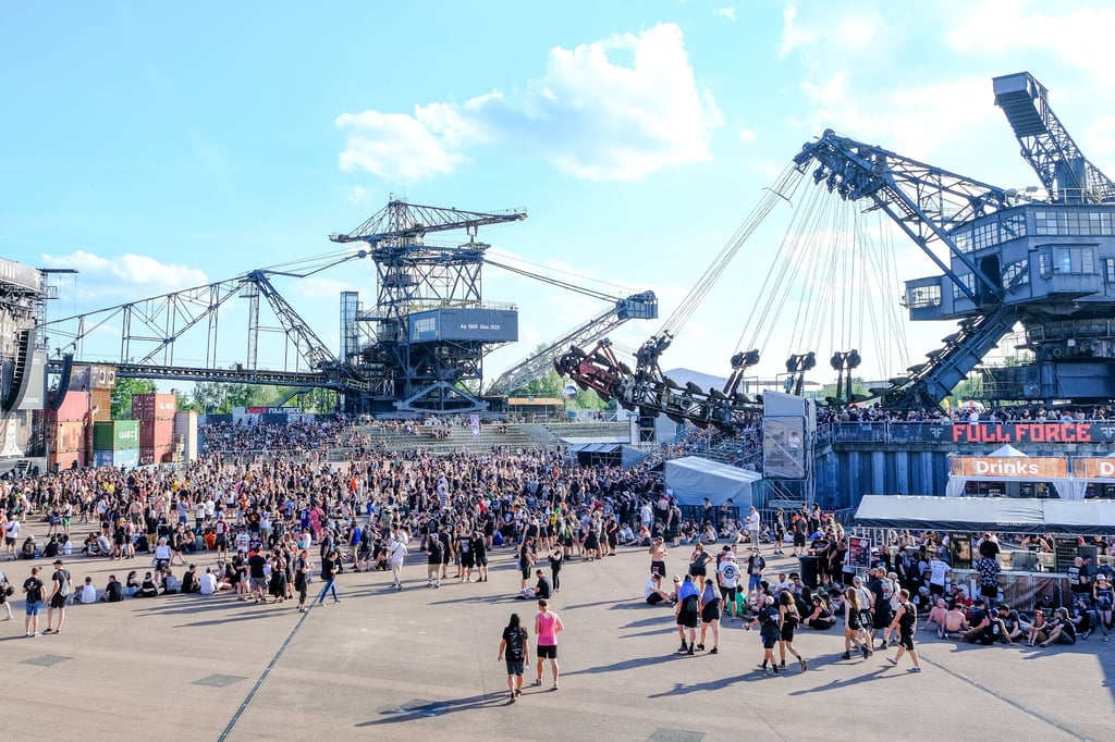 Das Ferropolis-Gelände ist jährlich Treffpunkt vieler Festivalgänger.