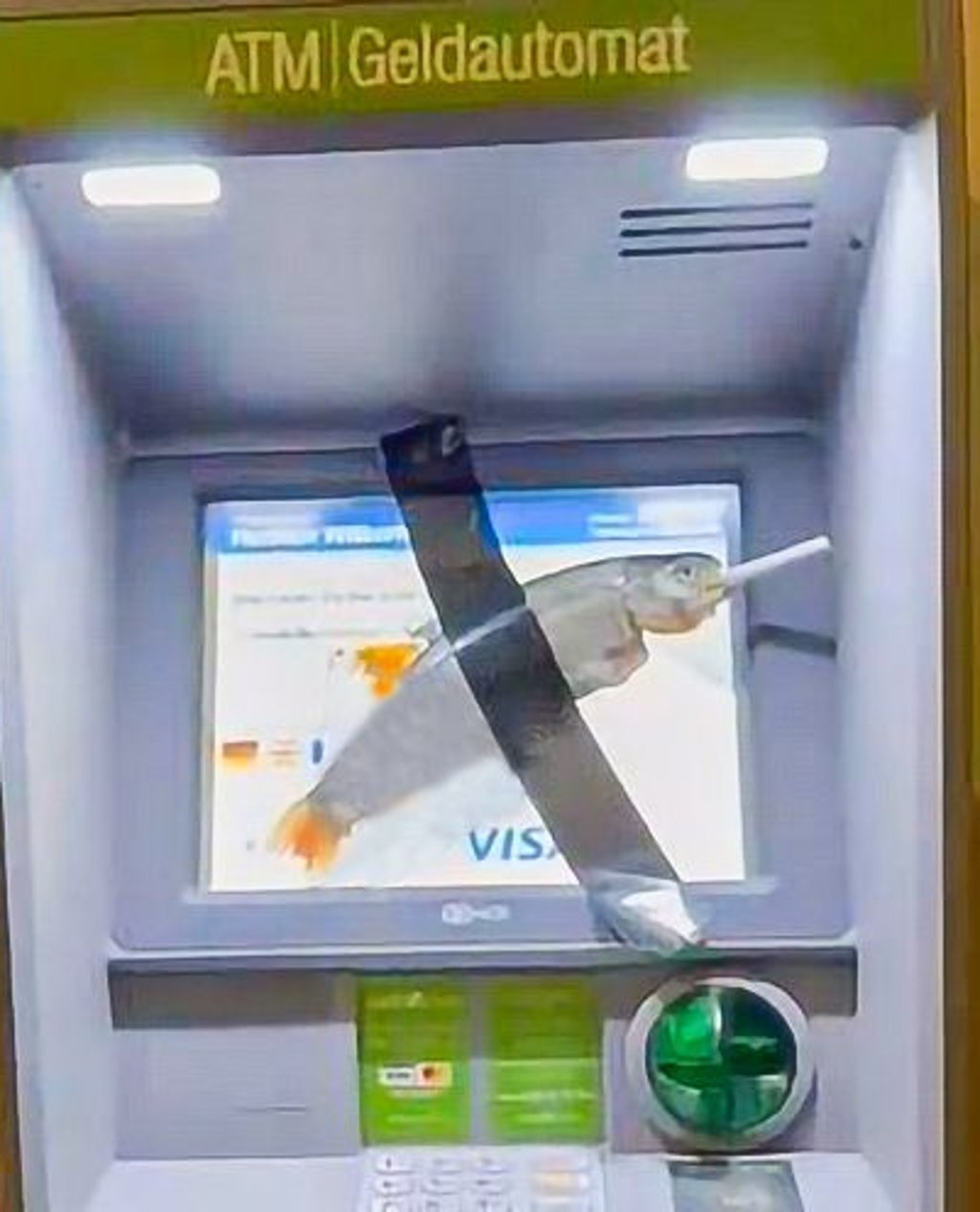 Fisch-Automat stinkt in Frankfurt am Main.