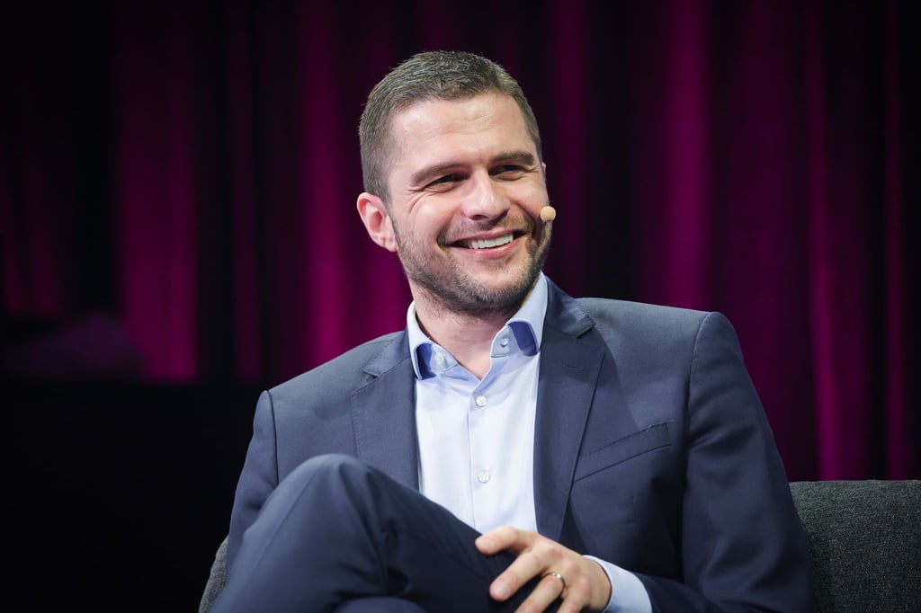 Marc Lenz, DFL-Geschäftsführer, sieht die Deutsche Fußball Liga bei der Entscheidung über den Investoren für das Medienrechte-Geschäft in einer „kritischen Phase“.