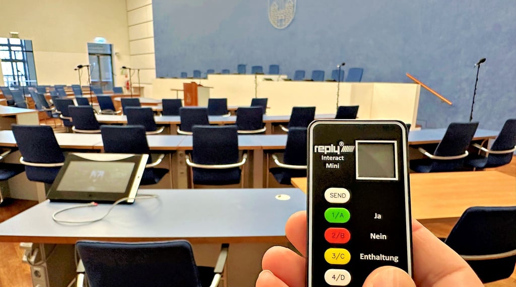 Per elektronischer Abstimmung fallen im Stadtrat Magdeburg die Entscheidungen.