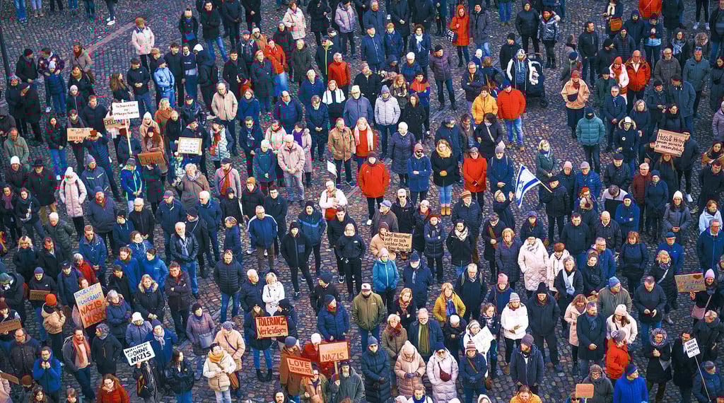 Demonstration am vergangenen Wochenende gegen rechts in Wittenberg auf dem Marktplatz.