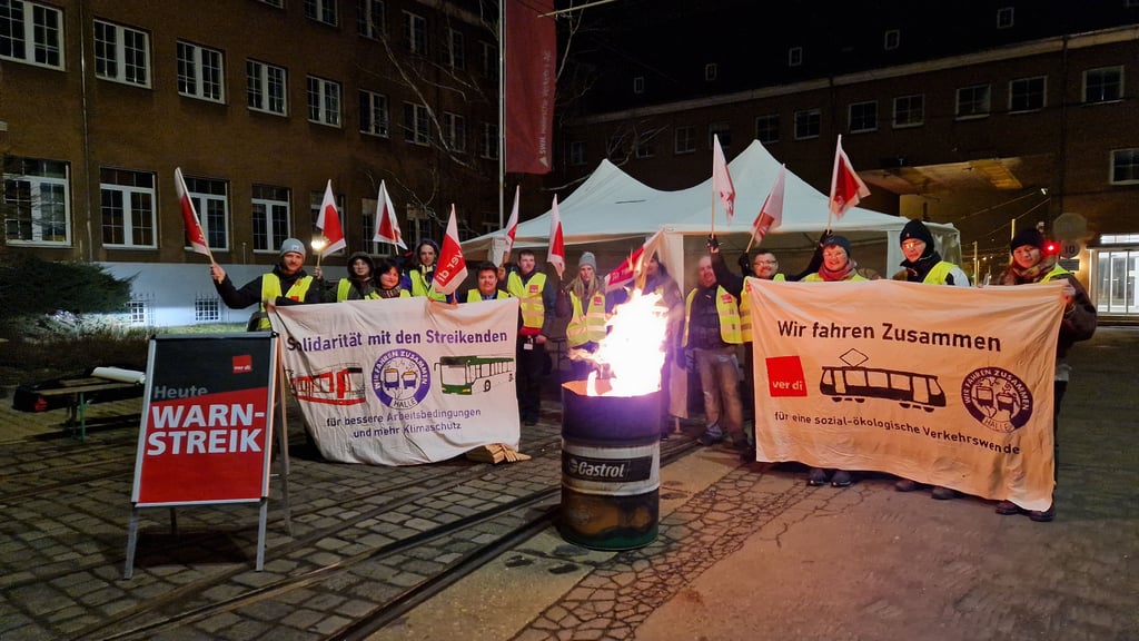 Der Betriebshof Freiimfelder Straße ist seit 2 Uhr blockiert.