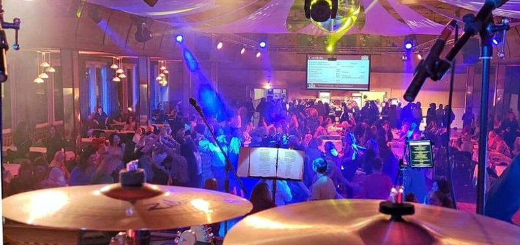 Party im Kulturhaus Tangerhütte.