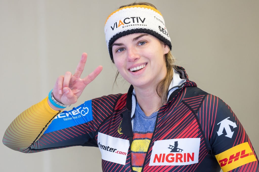 Bobpilotin Kim Kalicki hat mit ihrer Anschieberin Leonie Fiebig den Weltcup im lettischen Sigulda gewonnen.