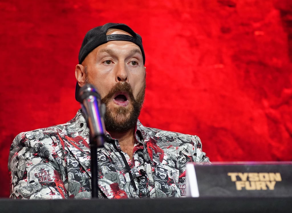 Wegen einer Verletzung muss der Titelkampf von Weltmeister Tyson Fury gegen Alexander Usyk verschoben werden.