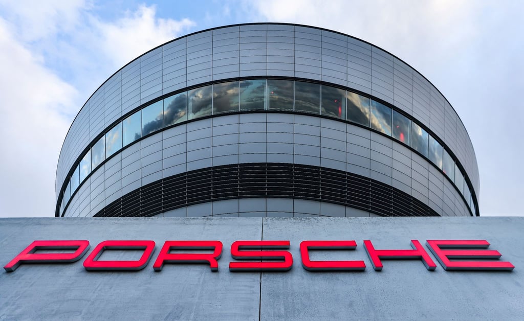 Das Kundenzentrum des Leipziger Porsche Werks.