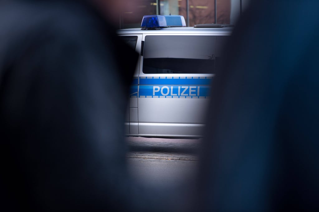 Eine 82 Jahre alte Frau in Zerbst soll den Raub ihrer EC-Karte offenbar erfunden haben.