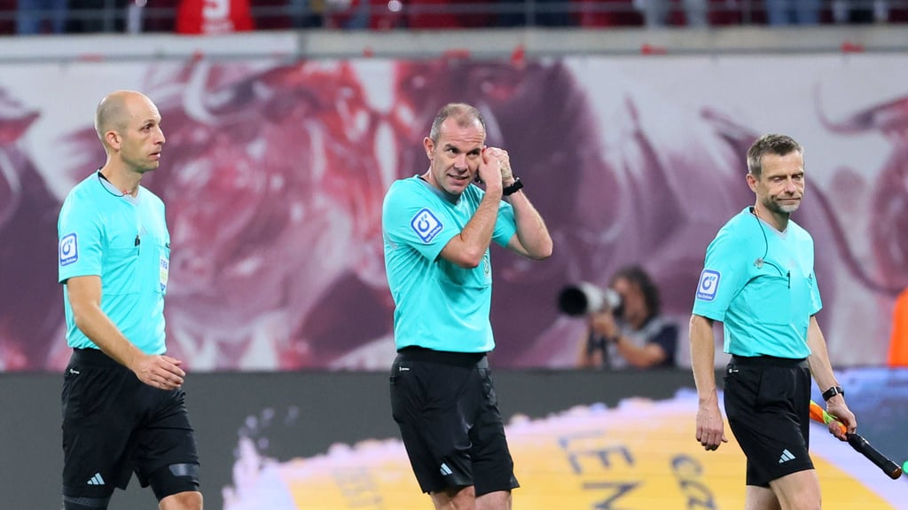 Marco Fritz leitet die Partie von RB gegen Union Berlin.