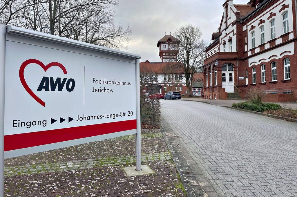 Das AWO-Fachkrankenhaus Jerichow: Die Quotenregelung für Pflegehilfskräfte in der Psychiatrie gibt Anlass zur Besorgnis.