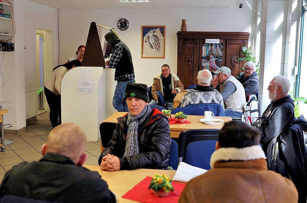 Kraft schöpfen, aufwärmen, Gemeinschaft finden: Blick in die Wärmestube der Stadtmission