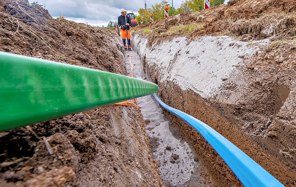 Alle Kabel und Rohre sollen erdverlegt werden.