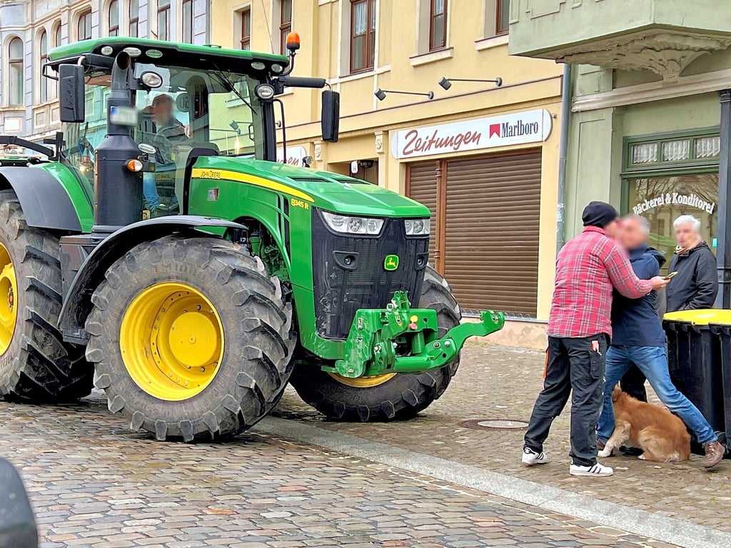 Bei dem Bauernprotest am Wochenende kam es auch zu einer Rangelei.