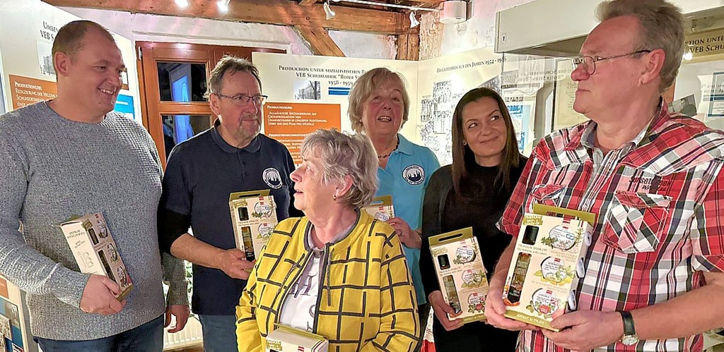 Der Vorstand des Heimatvereins Burg (v.l.) Enrico Glatzer, Hans-Georg Tietze, Gerlinde Giese, Karin Zimmer, Yvonne Haase, Karl-Heinz Seeger.