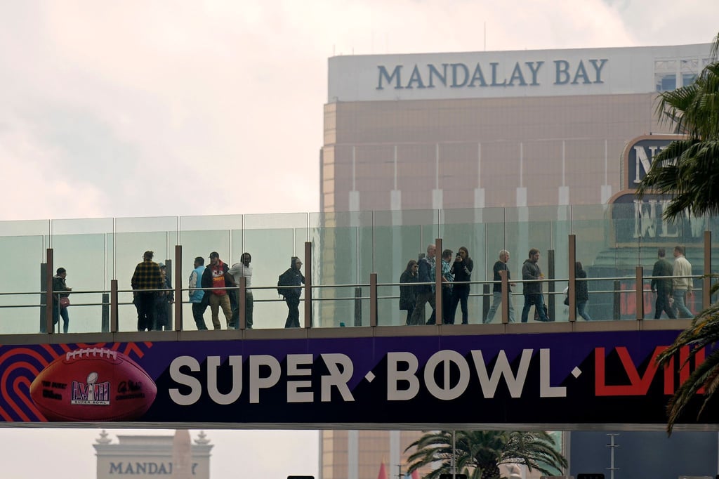 Las Vegas ist Gastgeber für das Footballspiel Super Bowl 58 der NFL zwischen den Kansas City Chiefs und den San Francisco 49ers.