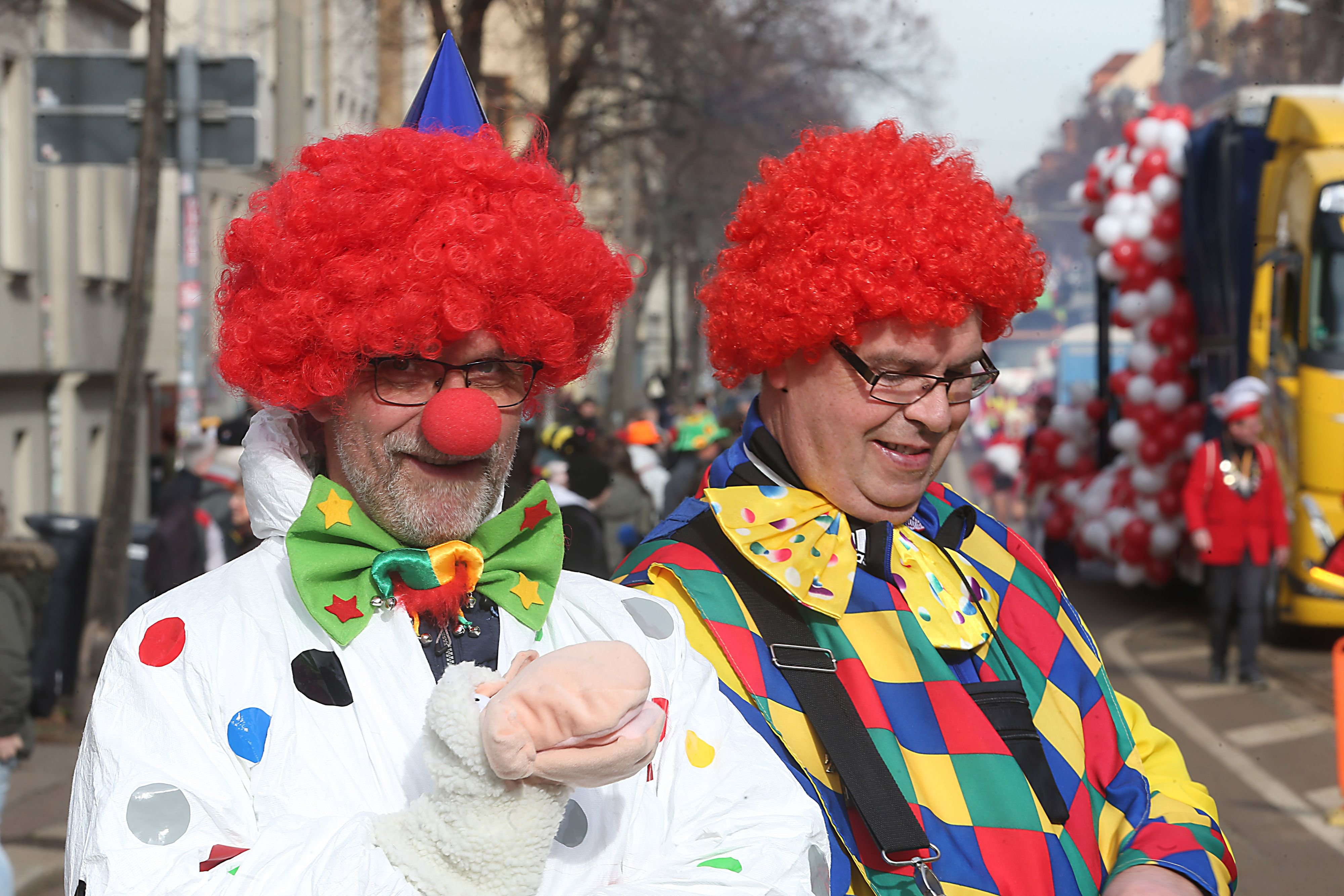 Rosenmontagsumzug In Halle 2024 Mit Verschärften ...