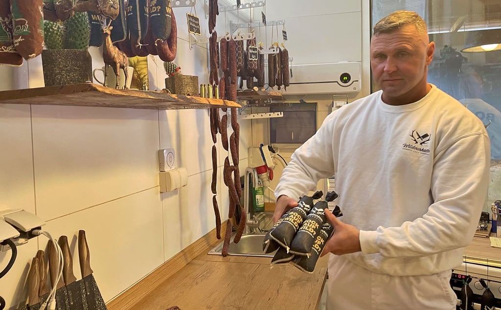 Michael Reiß von der Wildererhütte aus Kade.