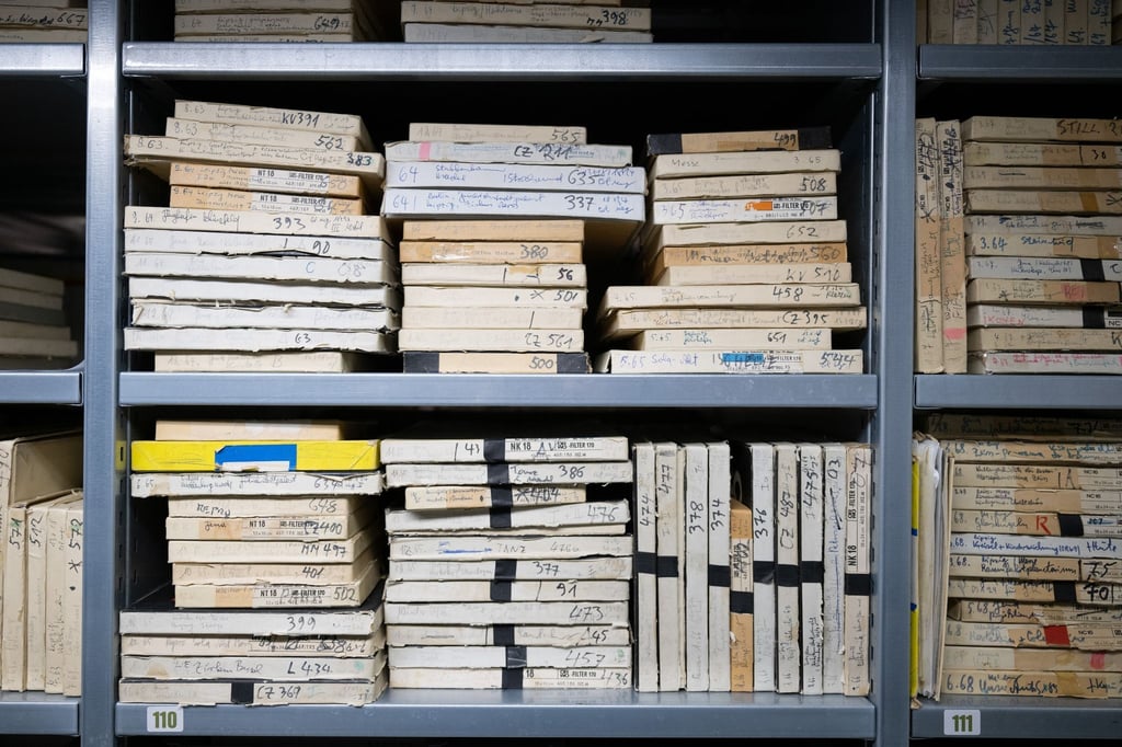 Das Archiv der Fotografen in der Deutschen Fotothek übernimmt den Nachlass des deutschen Werbefotografen Hein Gorny.