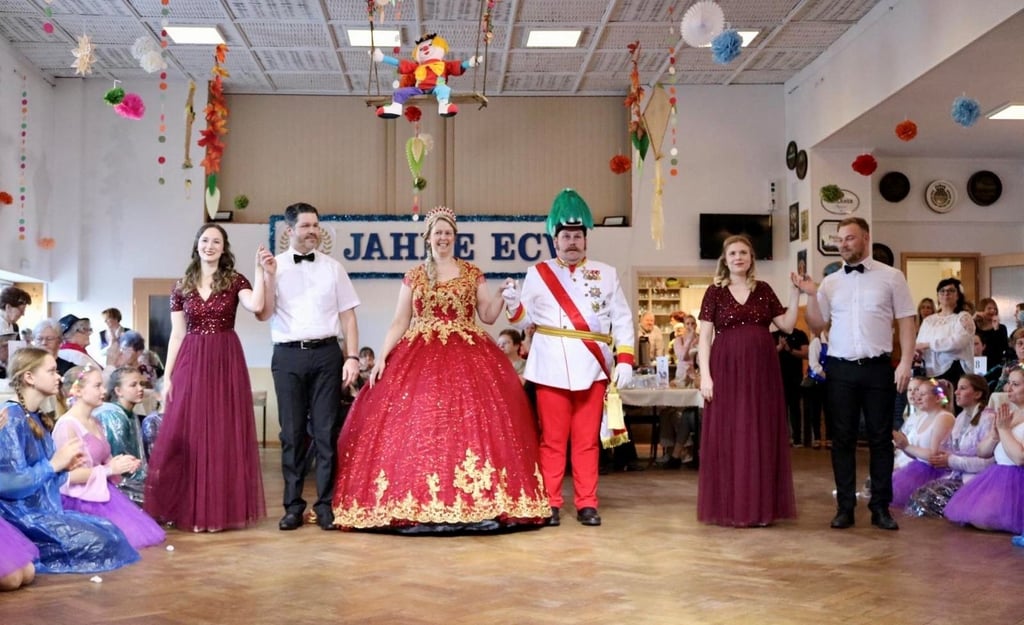 Das Prinzenpaar Nadine und Sebastian Krech wird auch am Samstag den Vorsitz über die Veranstaltung haben. Hier sind sie als Sissi und Kaiser Franz beim Seniorenkarneval Ende Januar zu sehen.