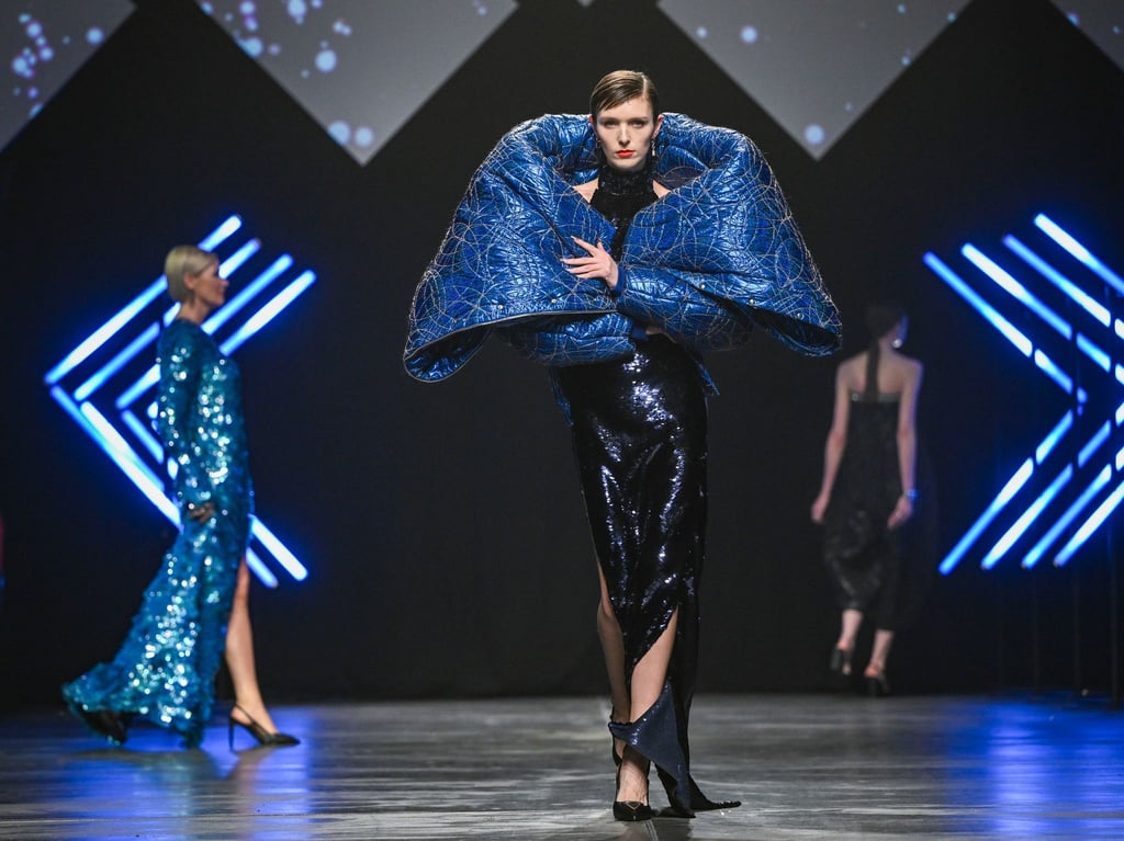 Models zeigen Kreationen von Designer Kilian Kerner in der Verti Music Hall.