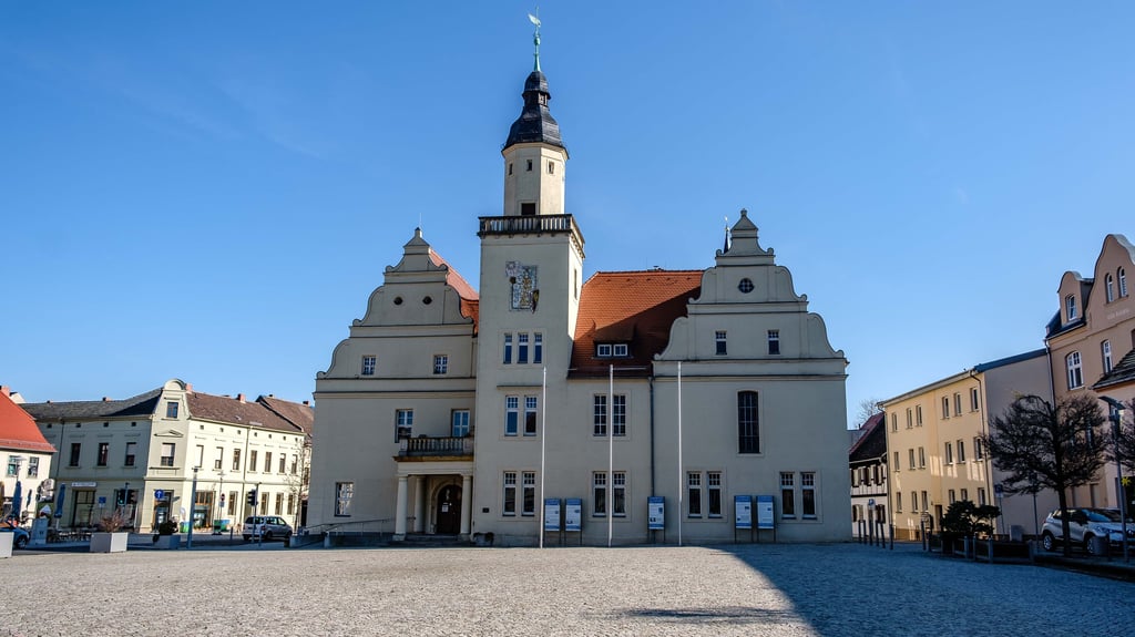 Die Coswiger Meldestelle befindet sich Rathaus der Stadt.