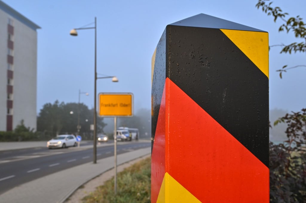 Autofahrer müssen wegen Bauern-Protesten an den Grenzübergängen zu Polen mit Verkehrseinschränkungen rechnen.