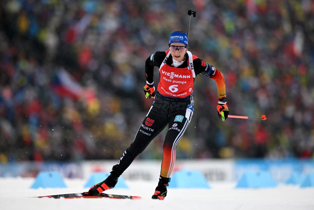 Biathletin Franziska Preuß hat ihren sechsten Platz im Verfolgungsrennen verteidigt.