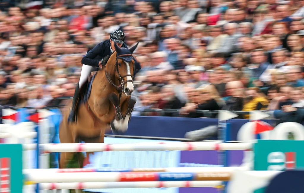 Beim internationalen Fünf-Sterne-Springturnier in Abu Dhabi hat David Will den Großen Preis gewonnen.